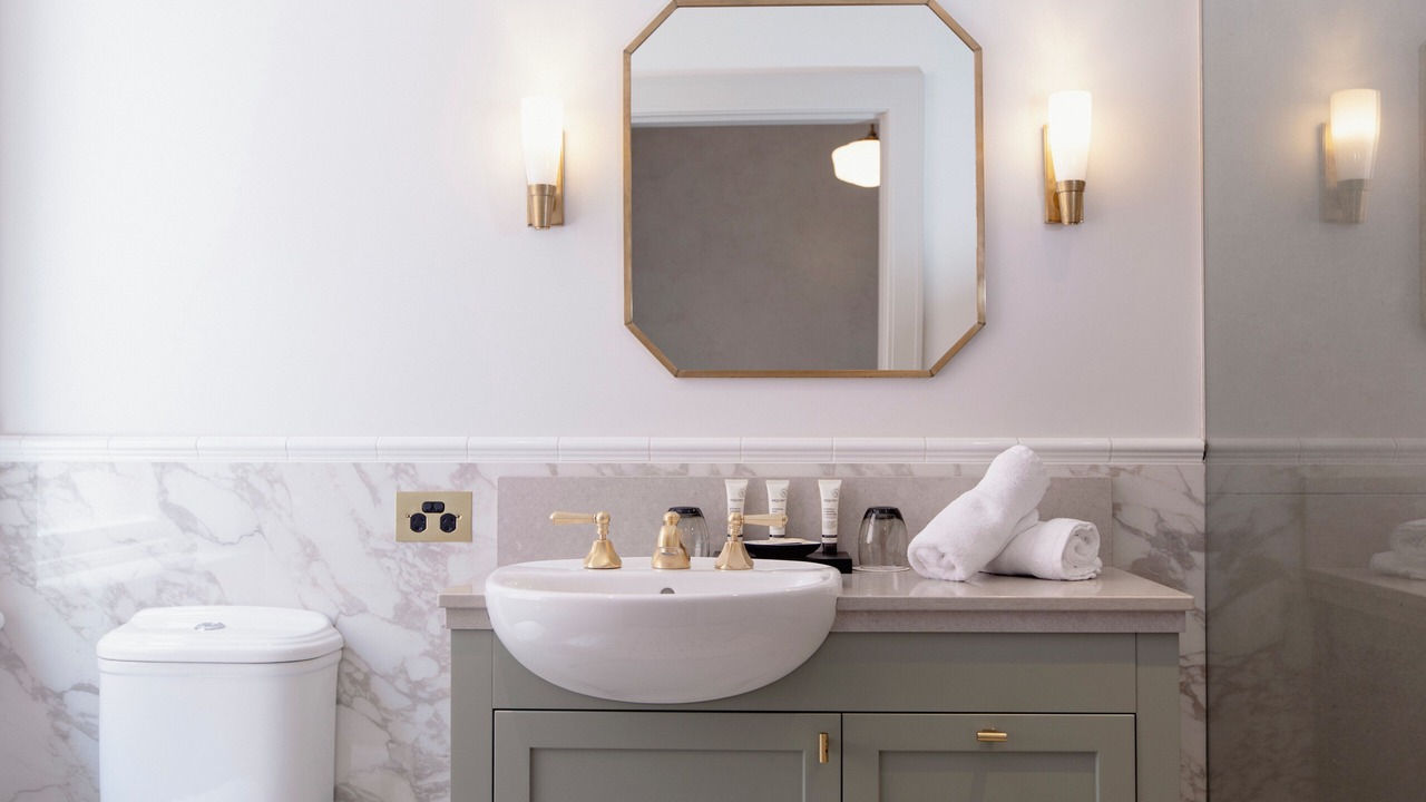 Photo of Bathroom in Armidale City Centre
