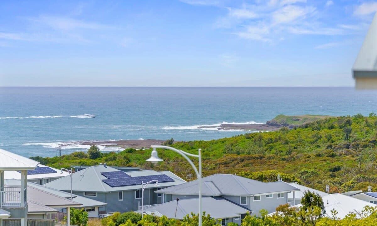 Photo of Others in Catherine Hill Bay