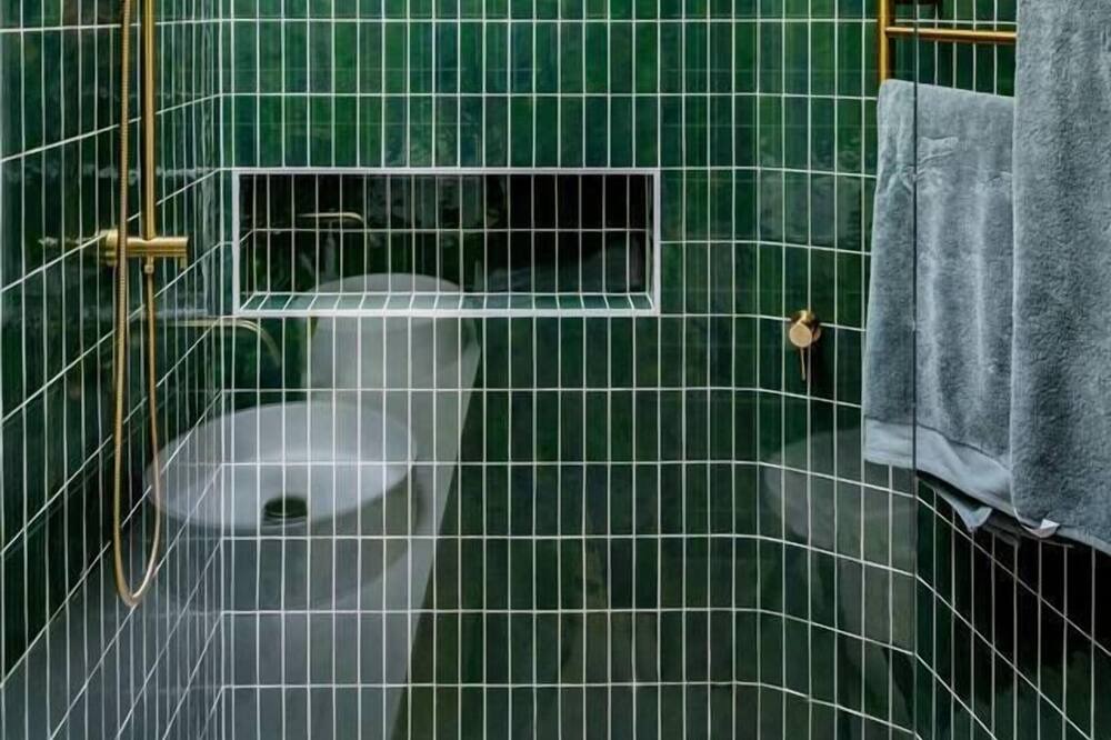 Photo of Bathroom in Shoreham