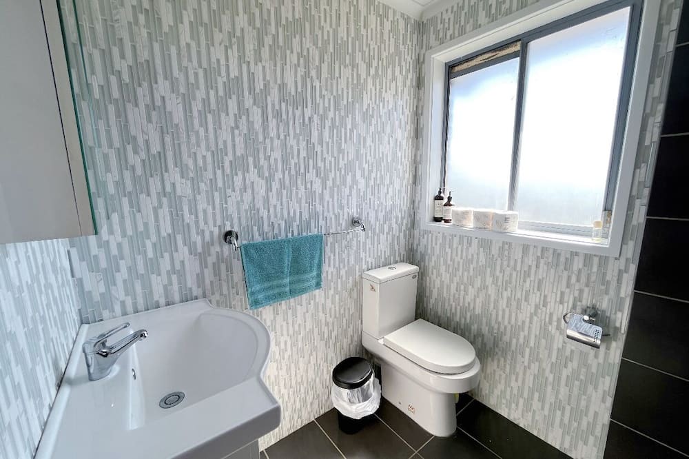 Photo of Bathroom in Fraser