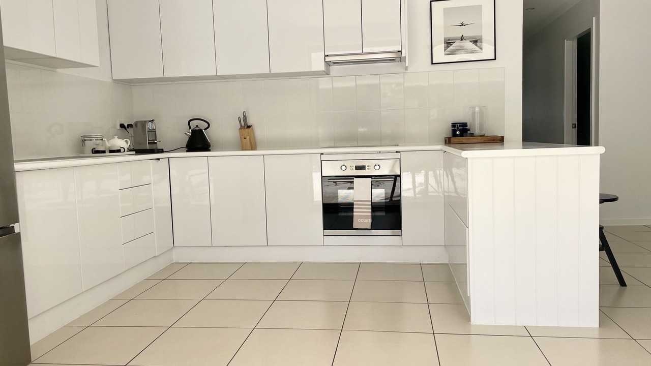 Photo of Kitchen in Mermaid Waters
