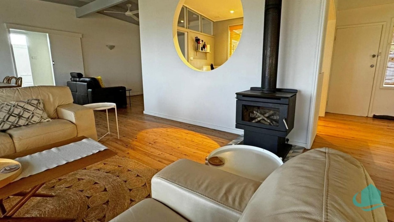 Photo of Livingroom in Caves Beach