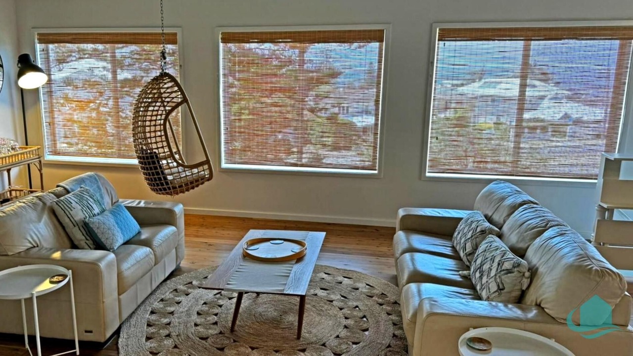 Photo of Livingroom in Caves Beach