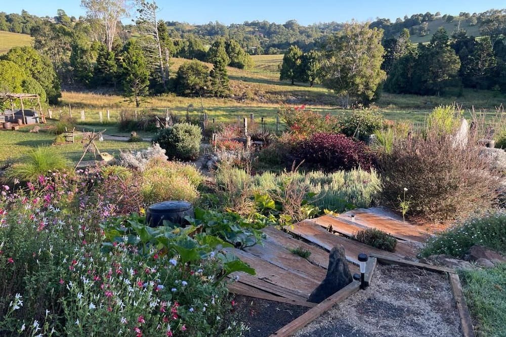 Photo of Outdoor in Beechmont