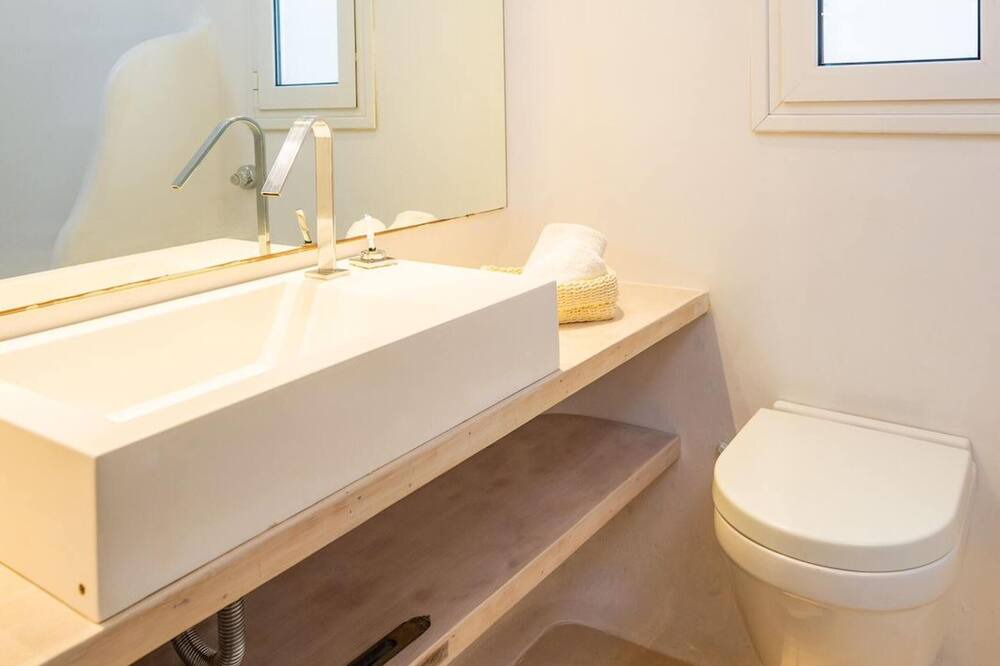 Photo of Bathroom in Paradise