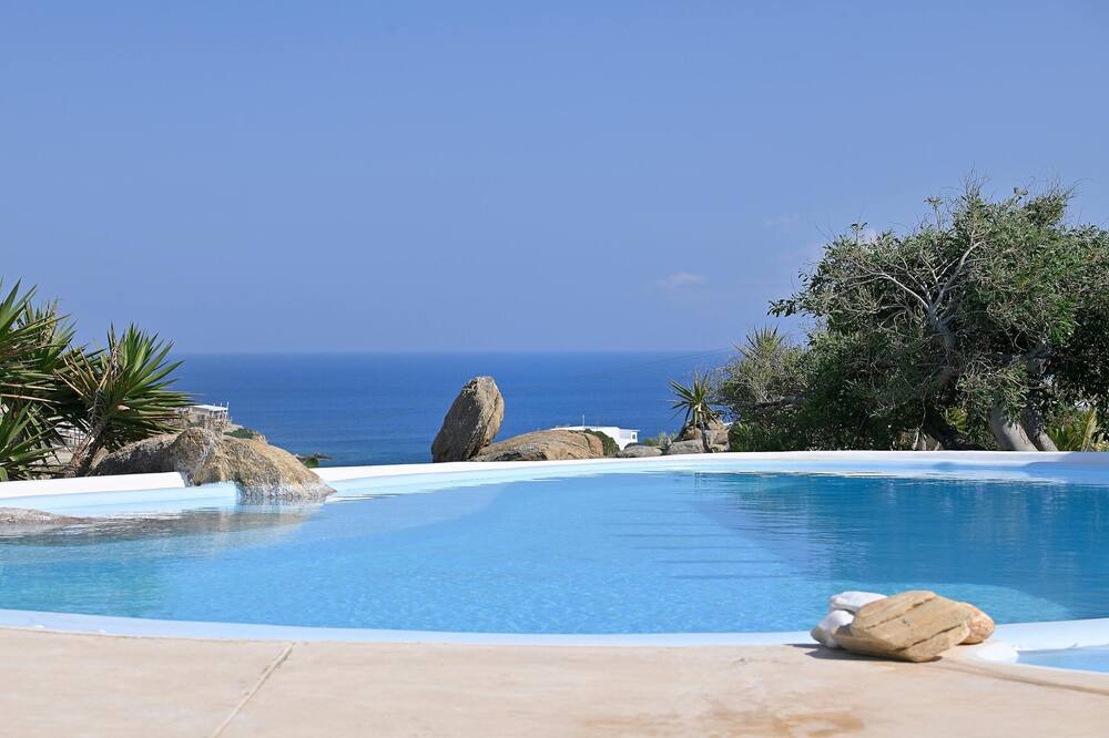 Photo of Outdoor in Paradise