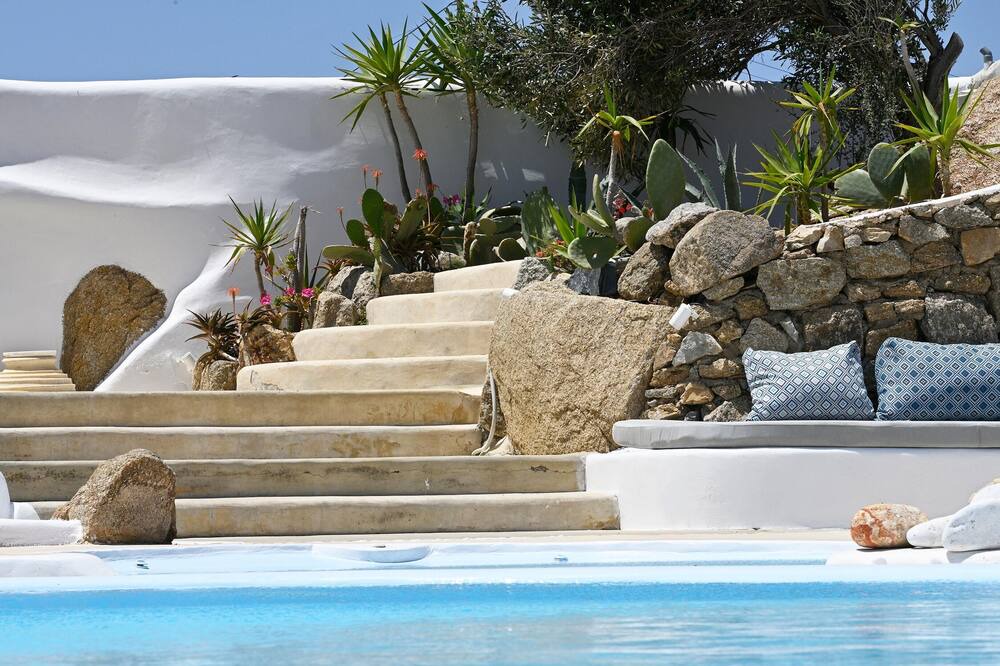 Photo of Outdoor in Paradise