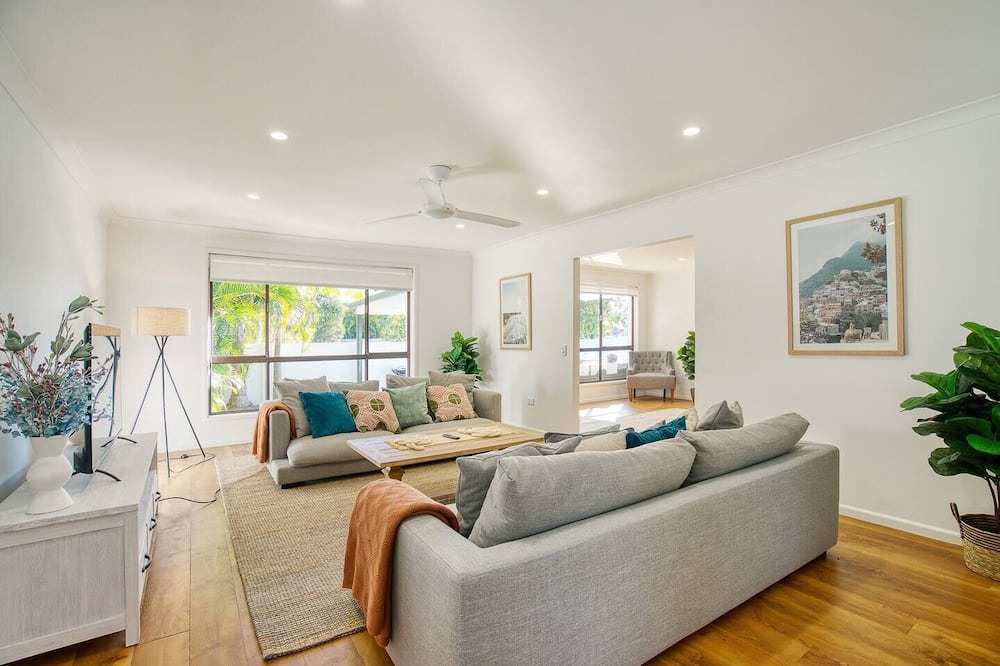 Photo of Bedroom in Burleigh Waters