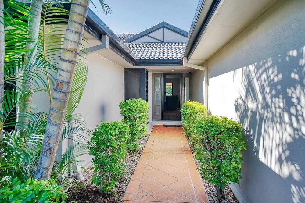 Photo of Outdoor in Oxenford