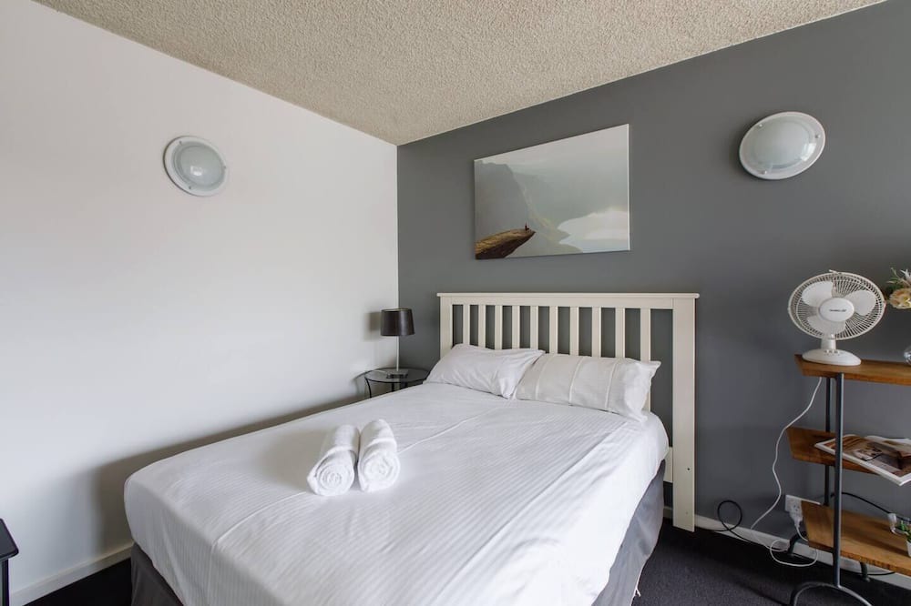 Photo of Bedroom in St Kilda West