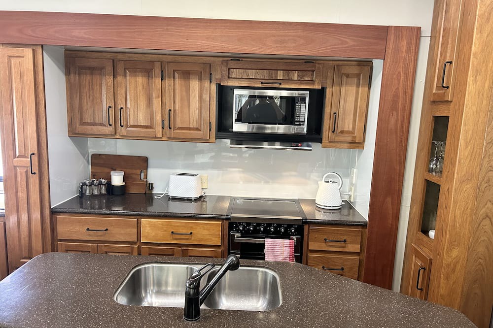 Photo of Kitchen in West Kempsey