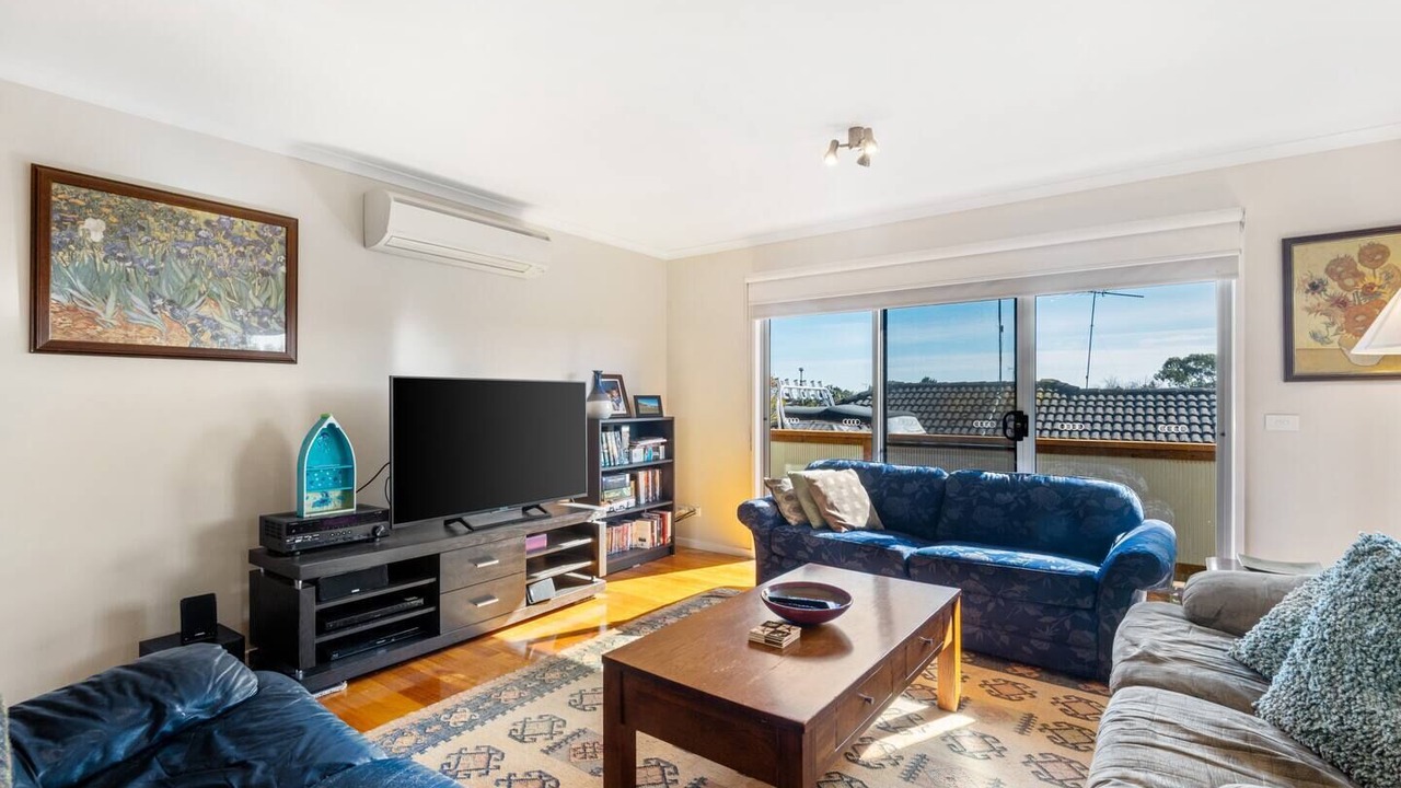 Photo of Livingroom in Clifton Springs