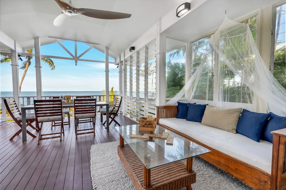 Photo of Outdoor in Holloways Beach