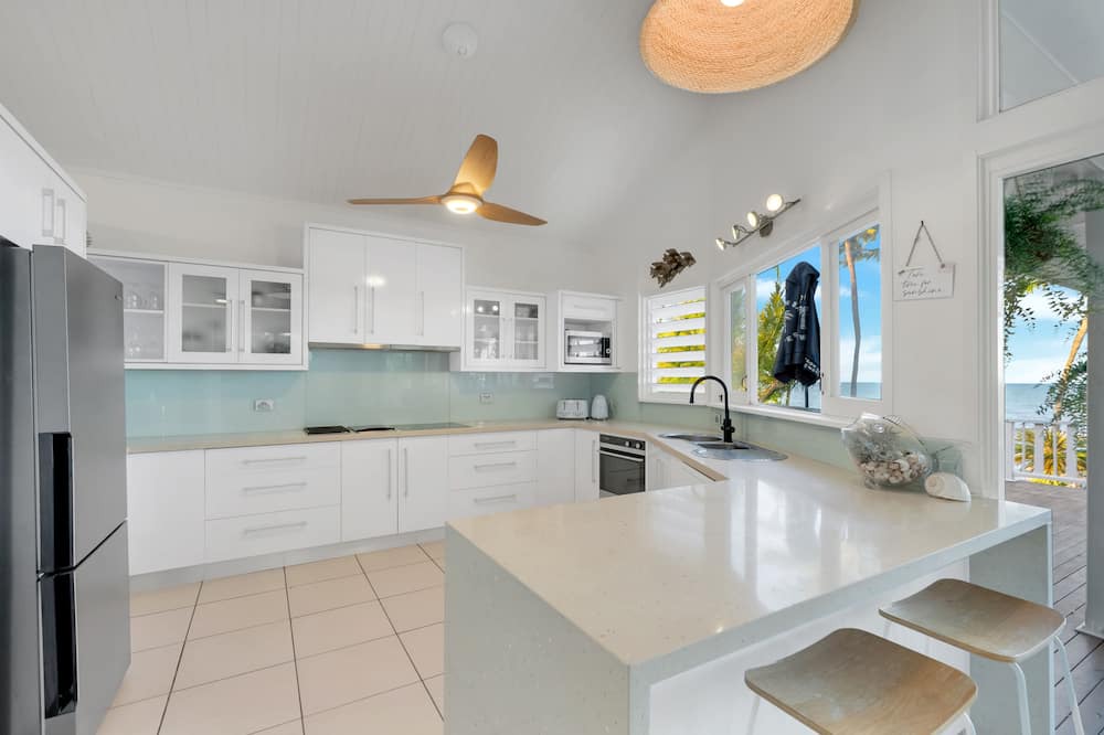 Photo of Kitchen in Holloways Beach