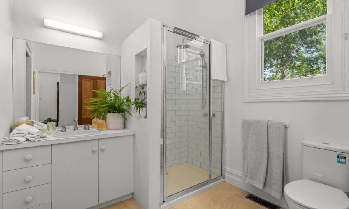 Photo of Bathroom in Benalla West