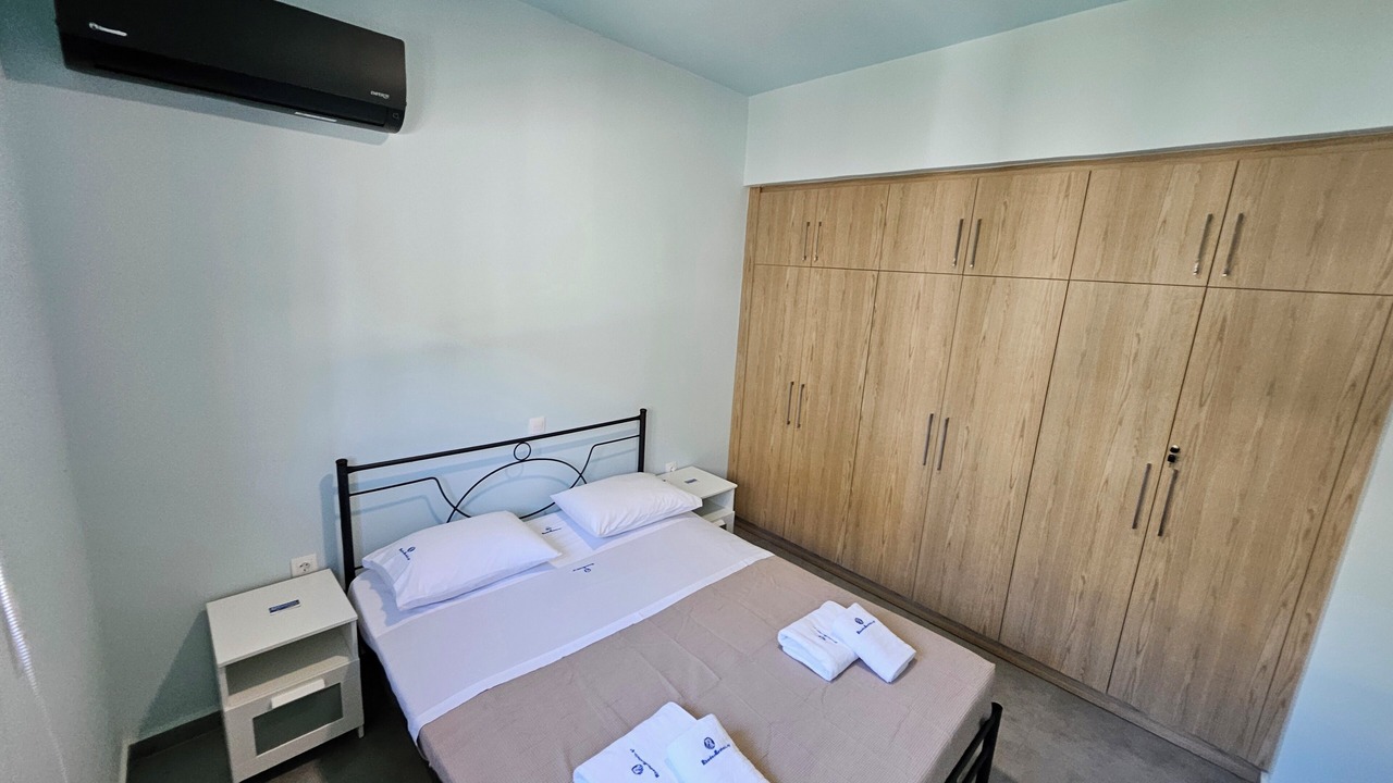 Photo of Bedroom in Petaloudes