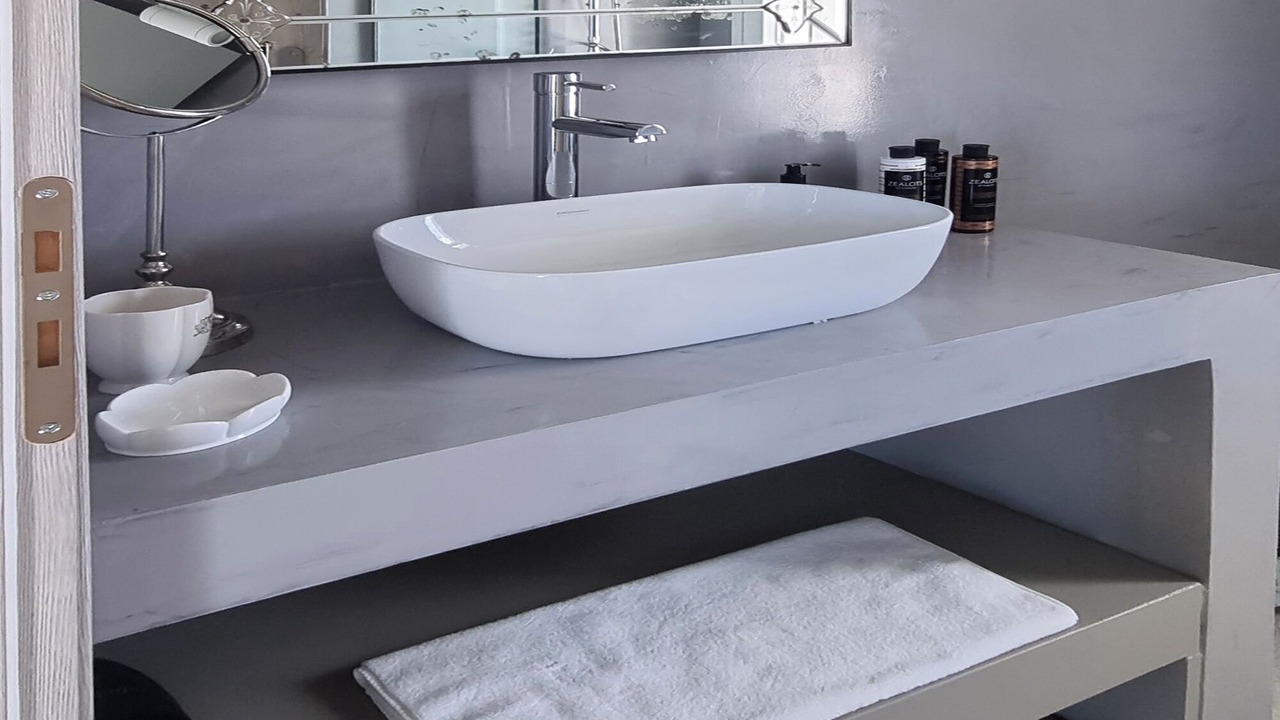 Photo of Bathroom in Syros