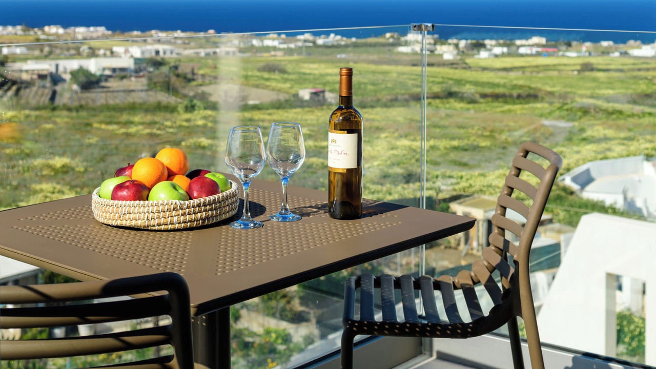 Photo of Patio Balcony in Karterados