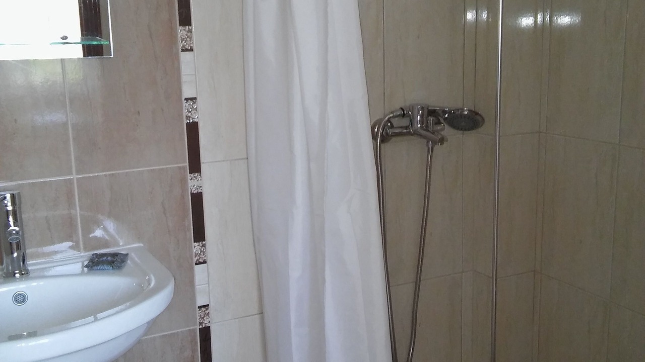 Photo of Bathroom in Haraki