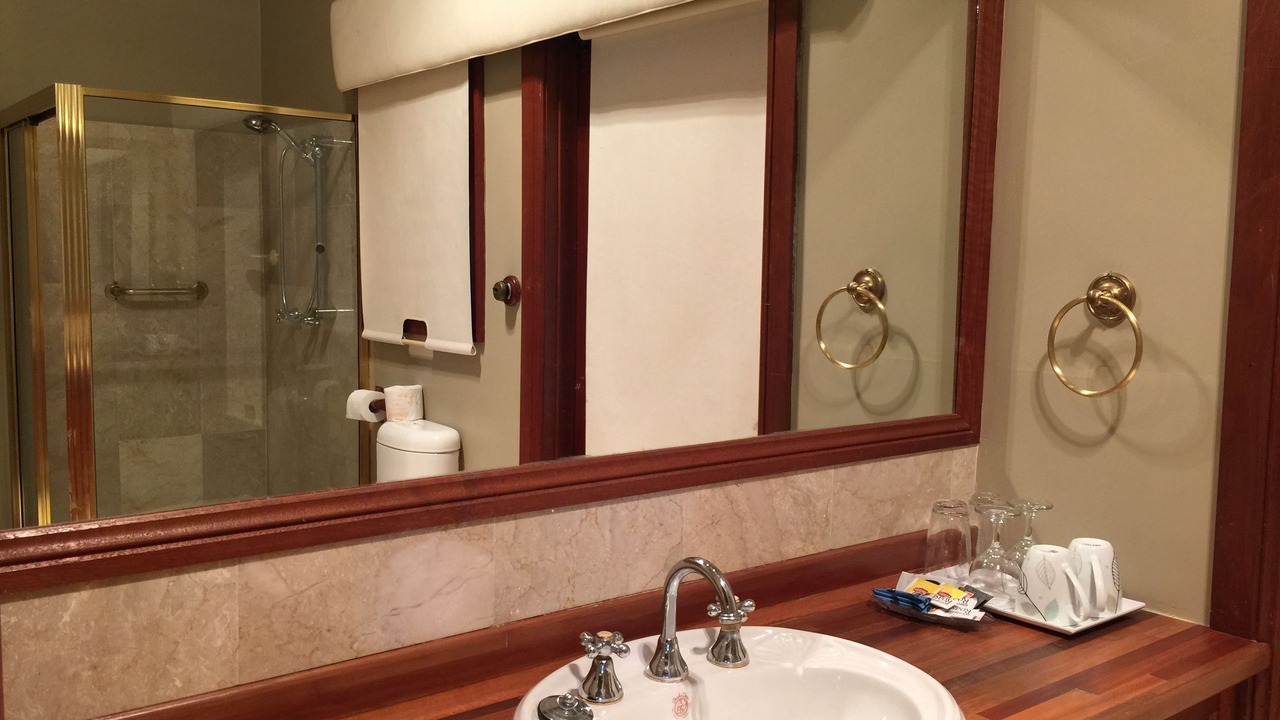 Photo of Bathroom in Middle Dural