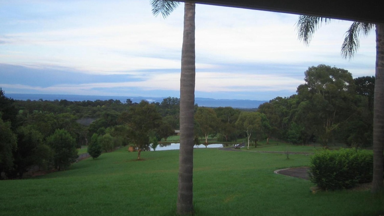 Photo of Outdoor in Middle Dural