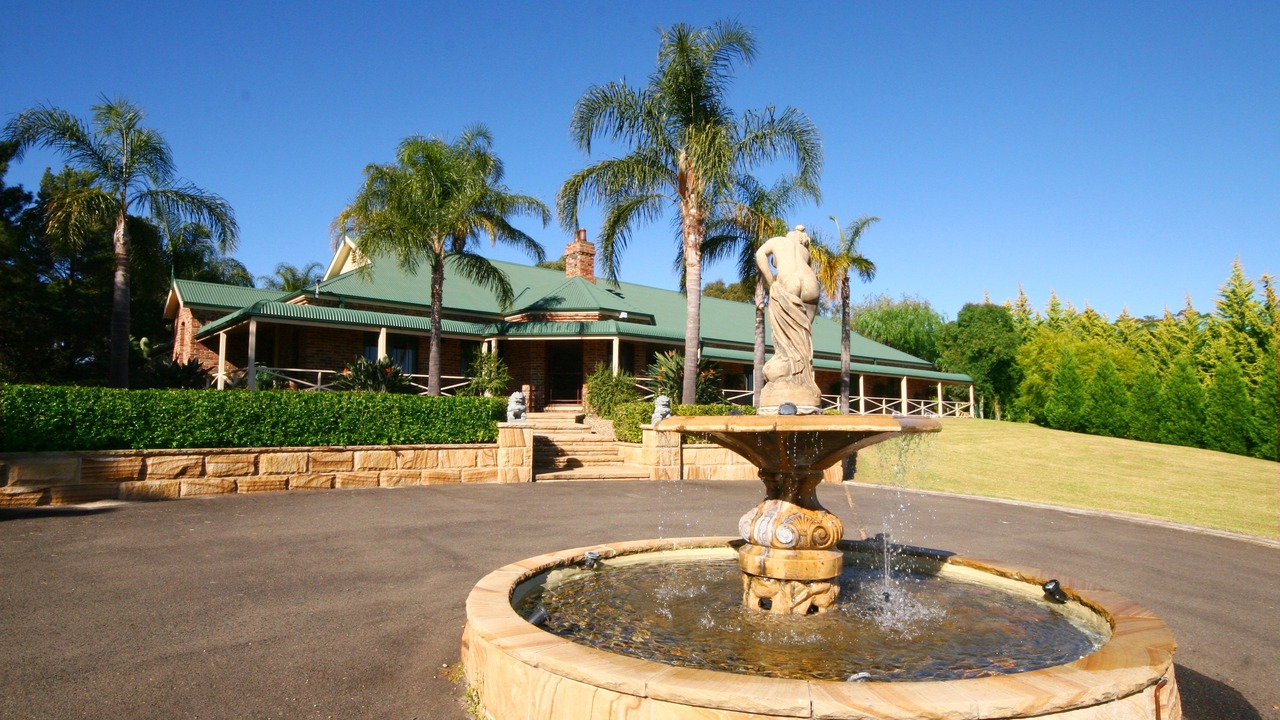 Photo of Outdoor in Middle Dural