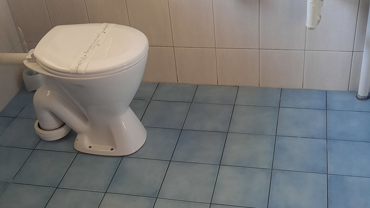 Photo of Bathroom in Kingscote