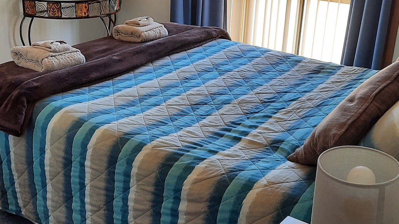 Photo of Bedroom in Kingscote