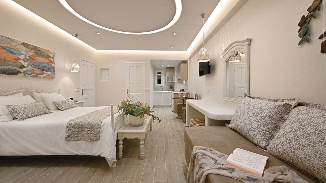 Photo of Bedroom in Ornos