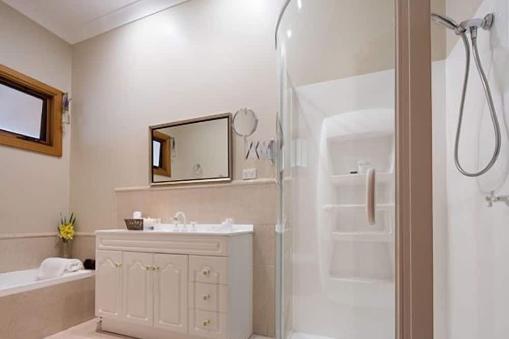 Photo of Bathroom in Wattle Grove