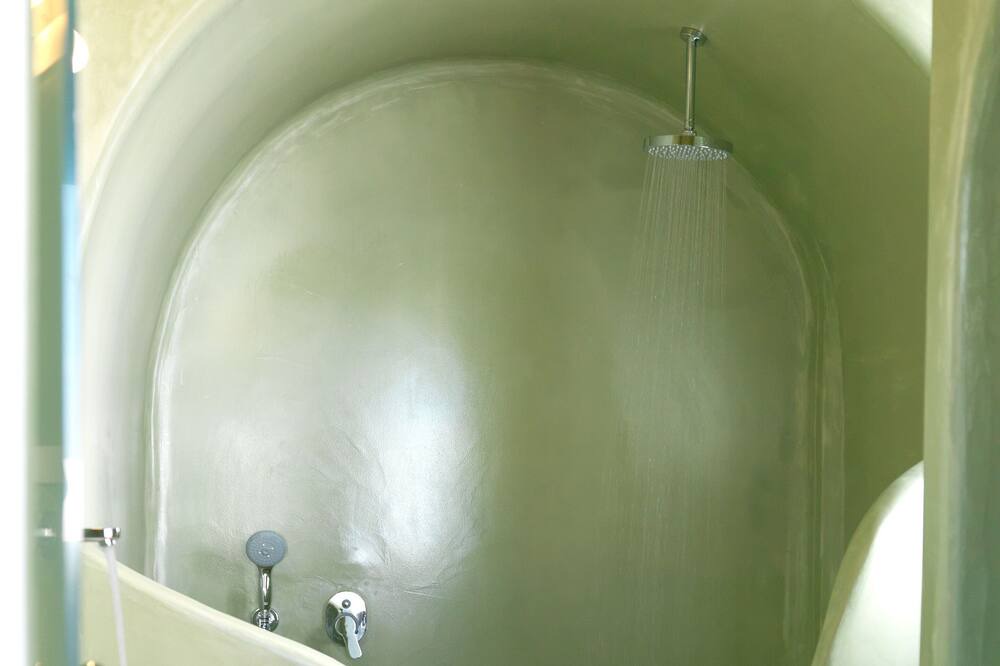 Photo of Bathroom in Vothon