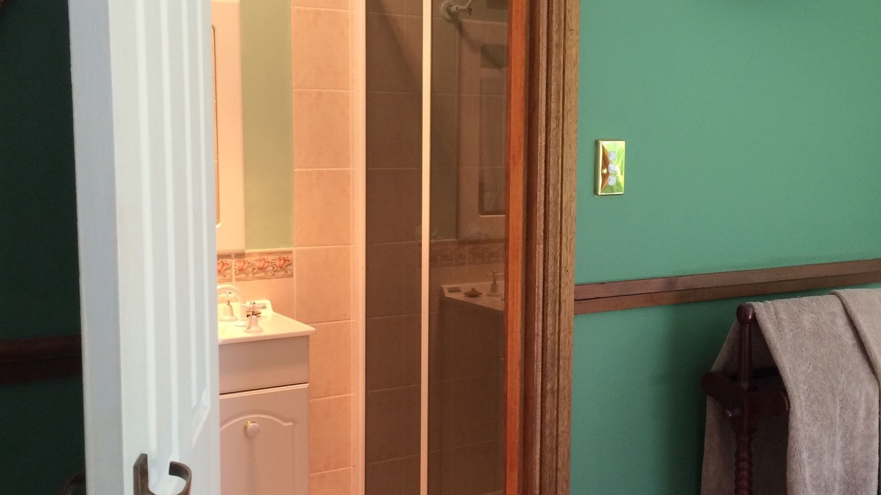 Photo of Bathroom in Barrengarry