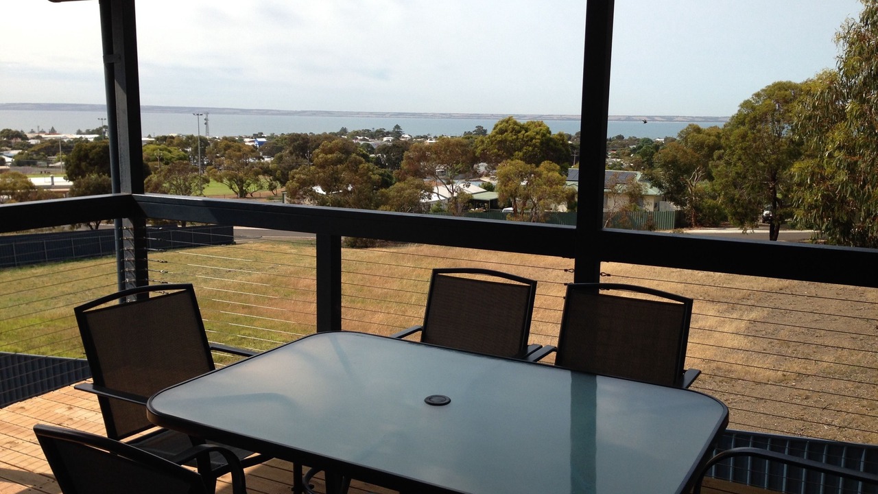 Photo of Patio Balcony in Kingscote
