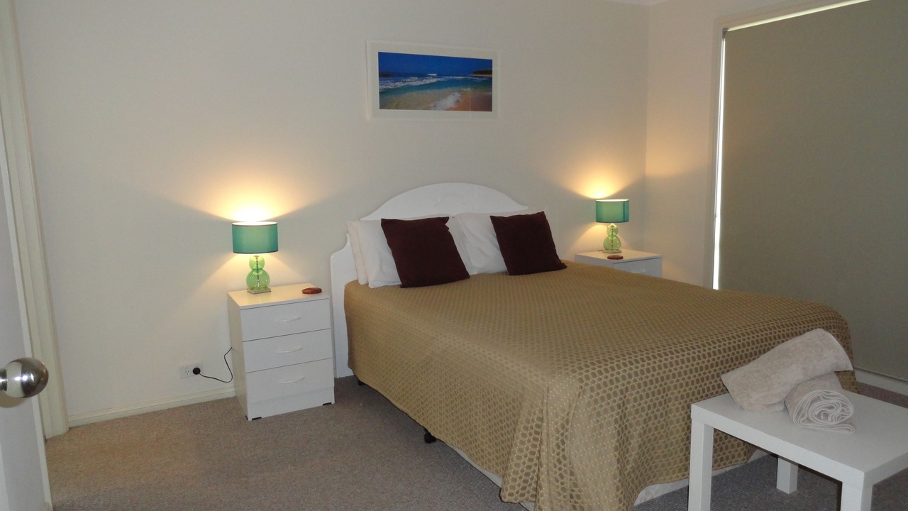 Photo of Bedroom in Kingscote