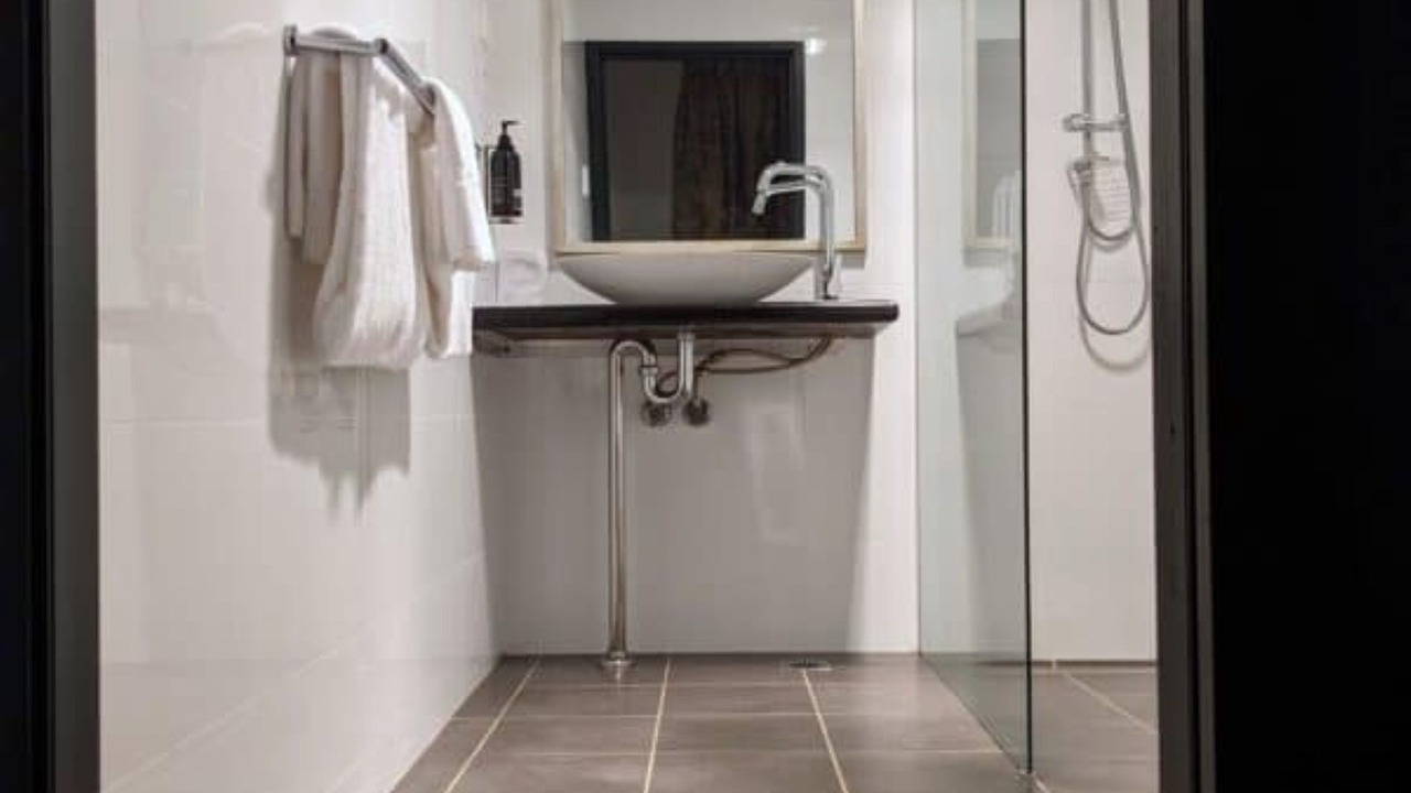 Photo of Bathroom in Mount Victoria