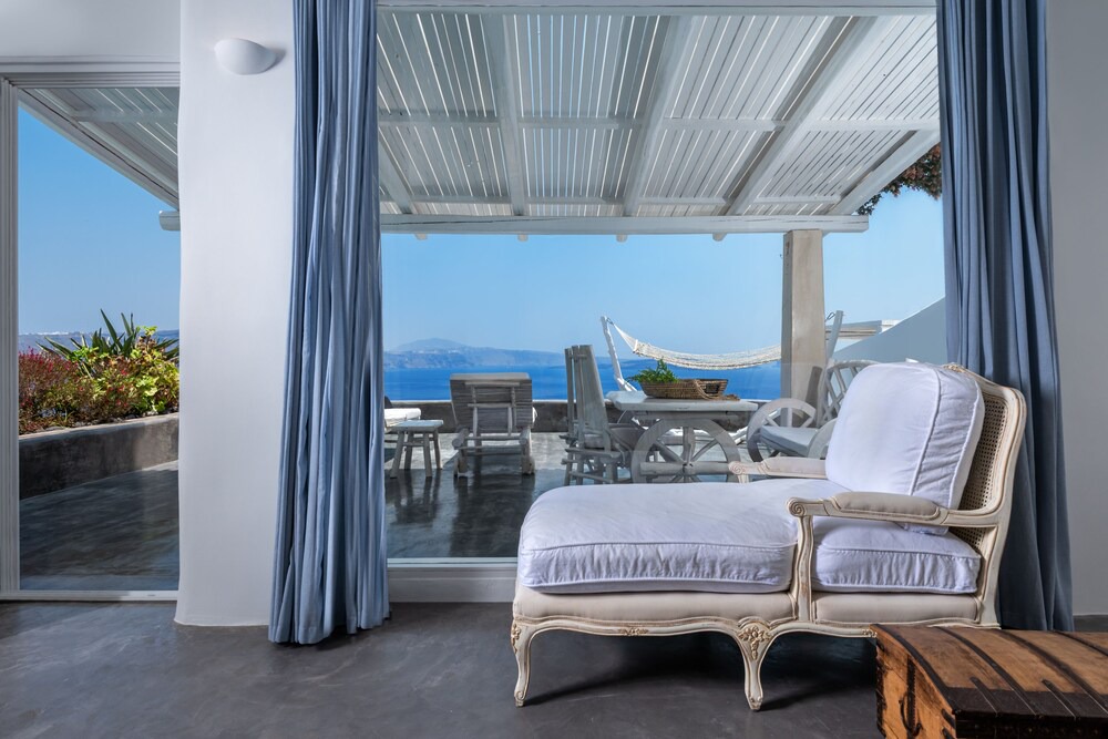 Photo of Others in Oia