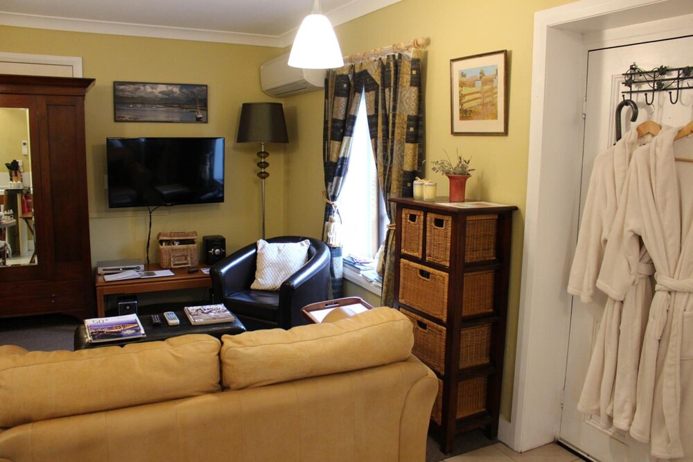 Photo of Livingroom in Campbell Town