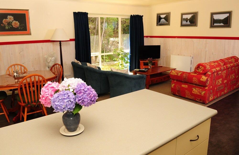 Photo of Livingroom in Strahan