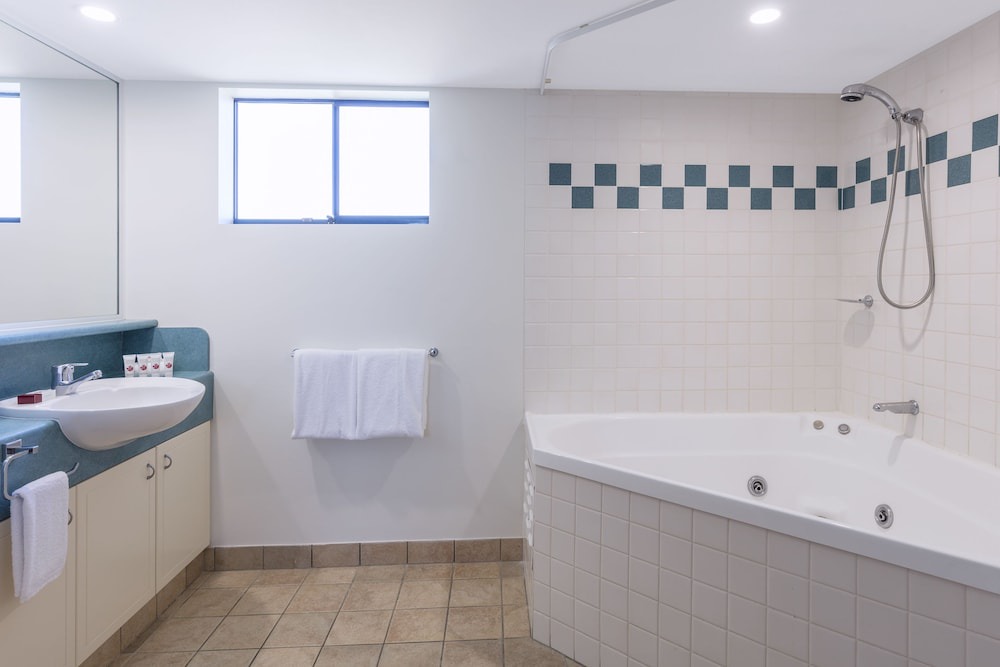 Photo of Bathroom in Golden Beach