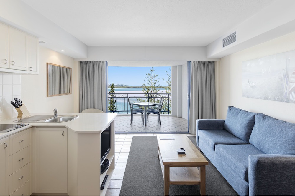 Photo of Livingroom in Golden Beach