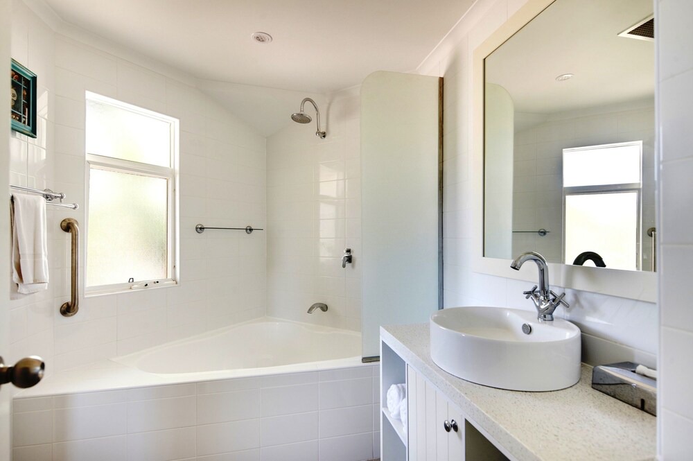 Photo of Bathroom in Cable Beach