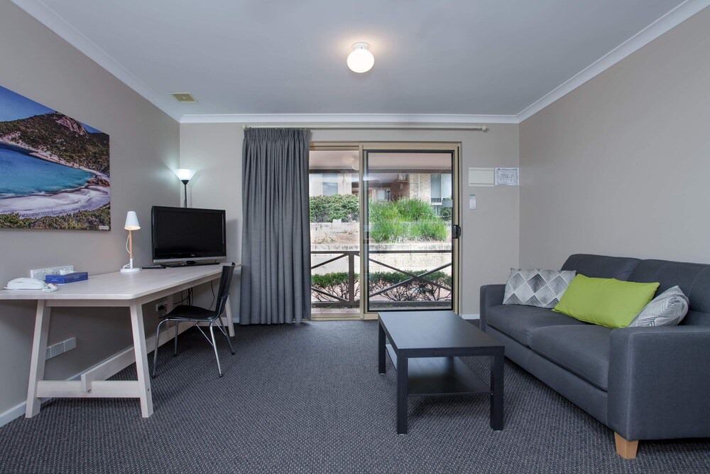 Photo of Livingroom in Centennial Park