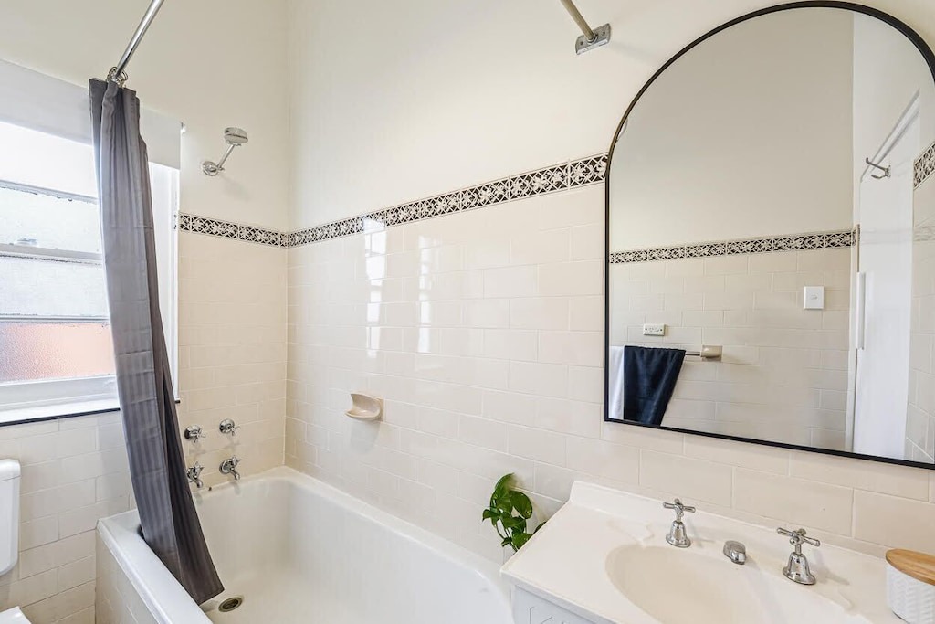 Photo of Bathroom in Petersham