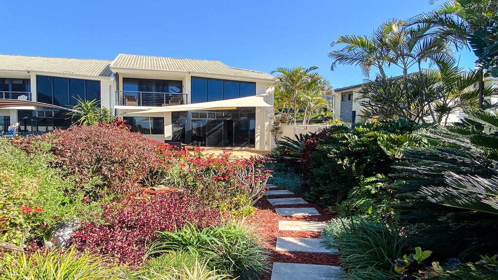 Photo of Buildings in Sapphire Beach