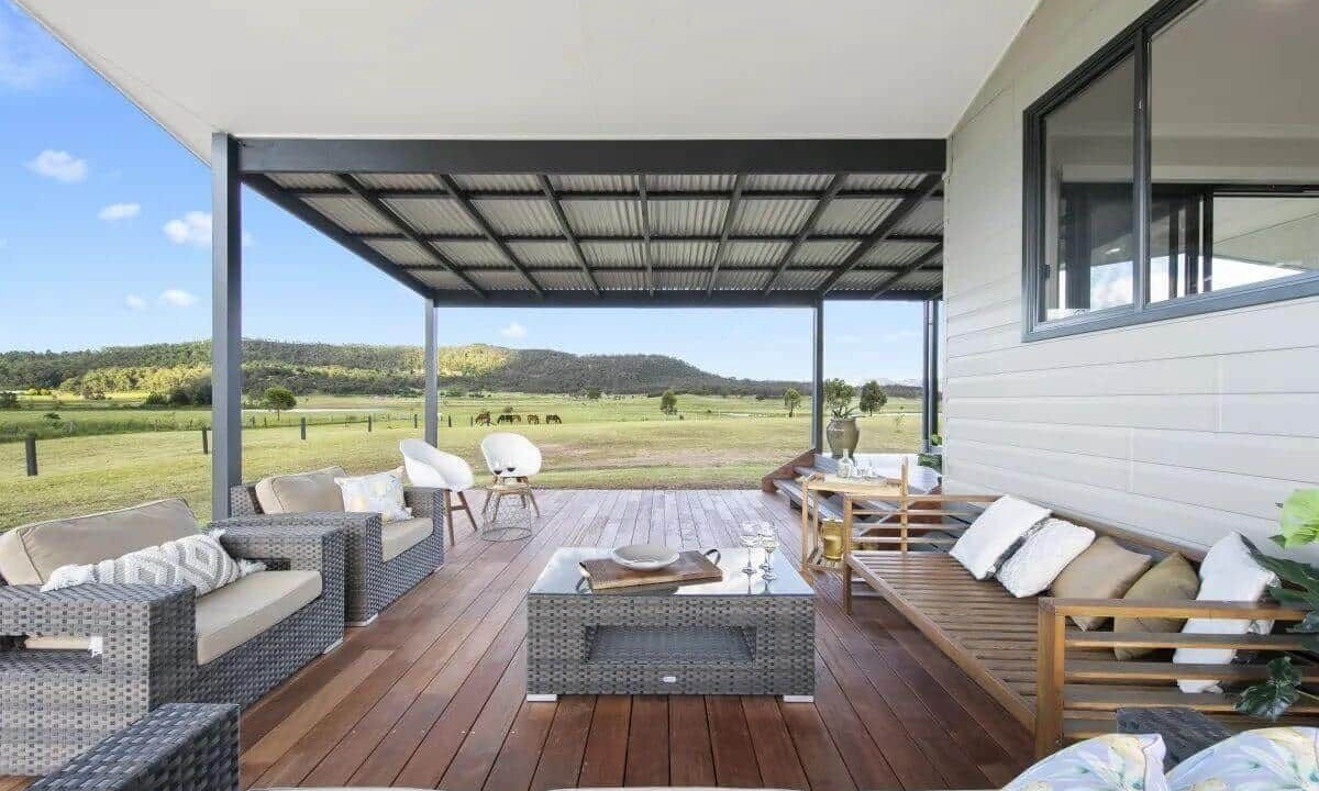 Photo of Outdoor in Broke