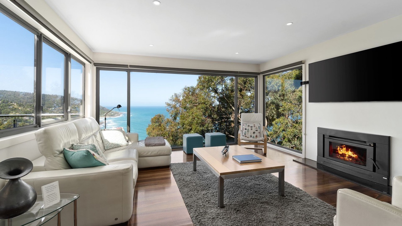Photo of Livingroom in Wye River