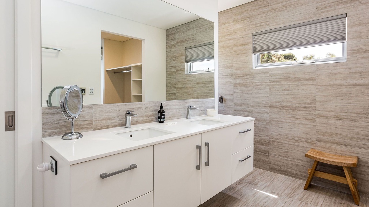 Photo of Bathroom in Eagle Bay