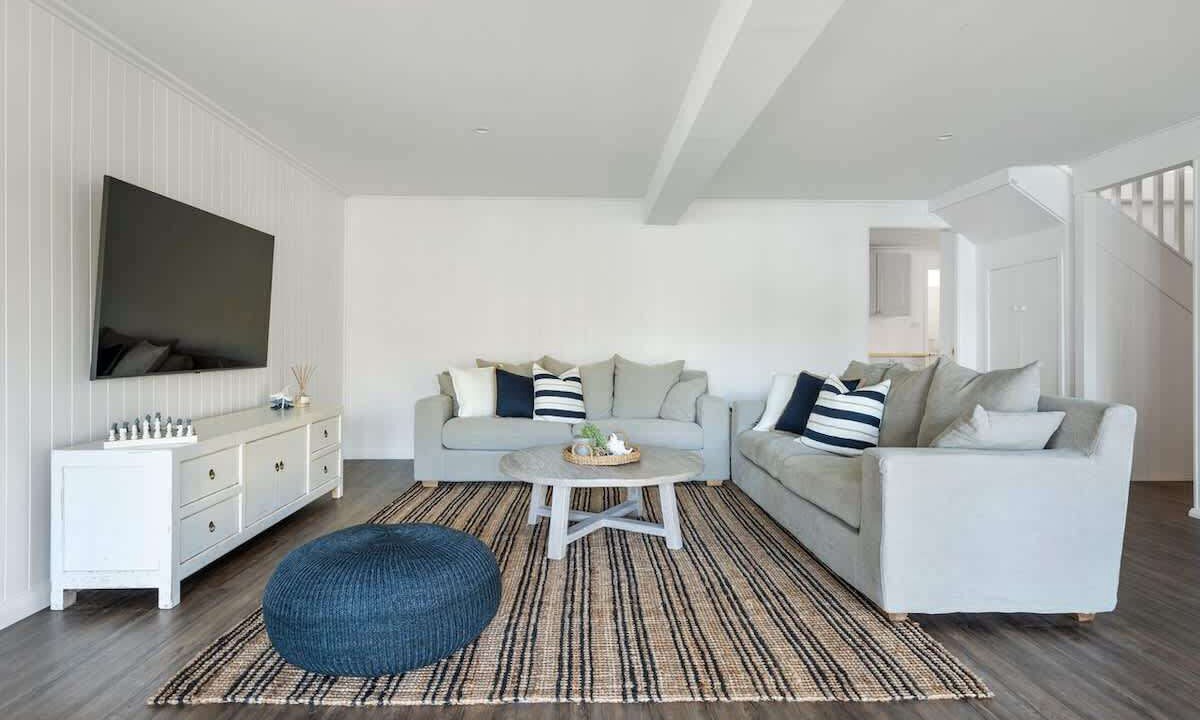 Photo of Livingroom in Burrill Lake