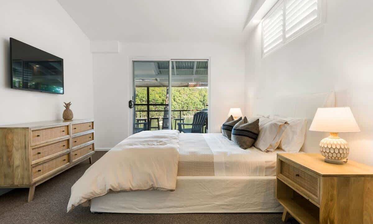 Photo of Bedroom in Burrill Lake