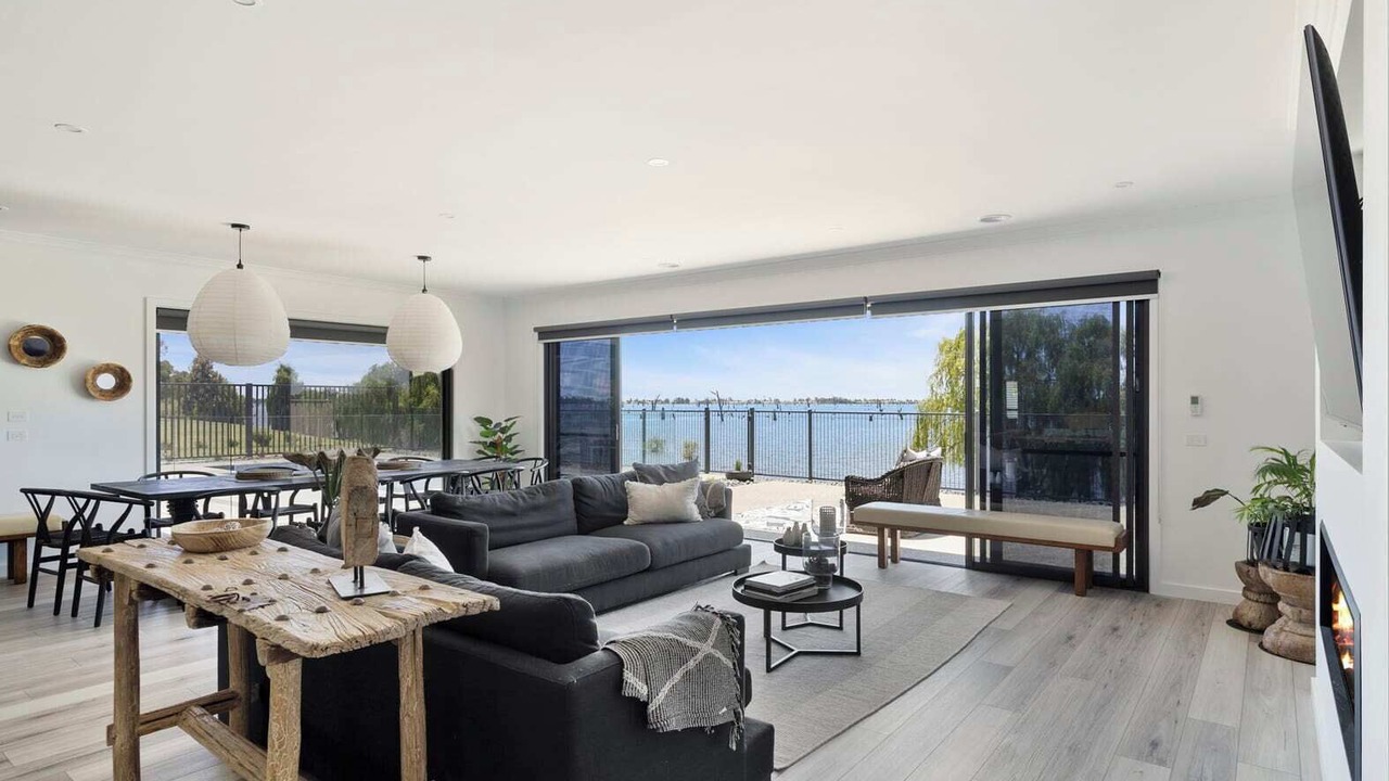 Photo of Livingroom in Yarrawonga